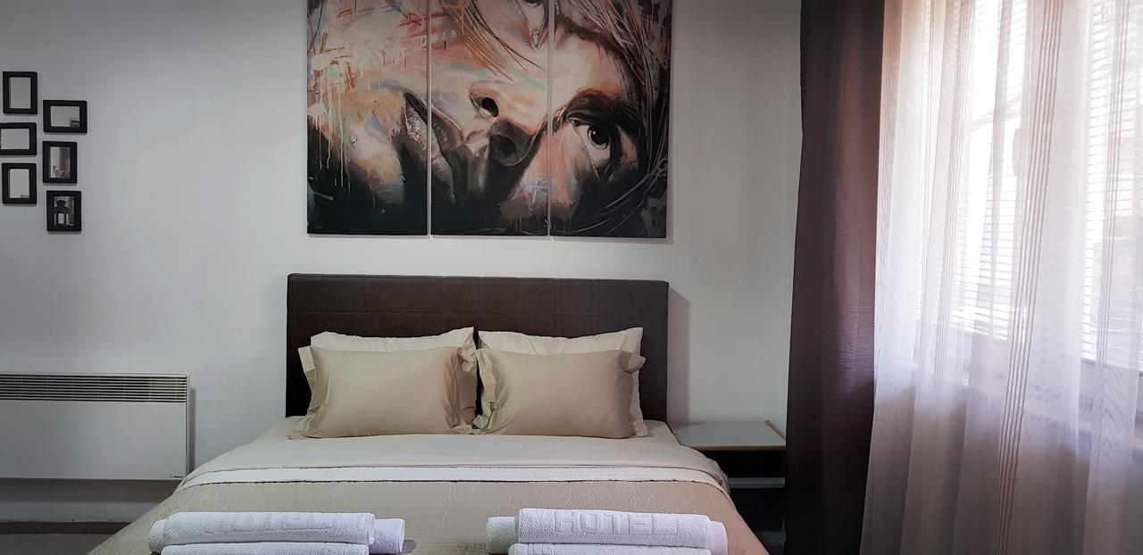 The House Apartments & Guest Rooms Ohri Dış mekan fotoğraf